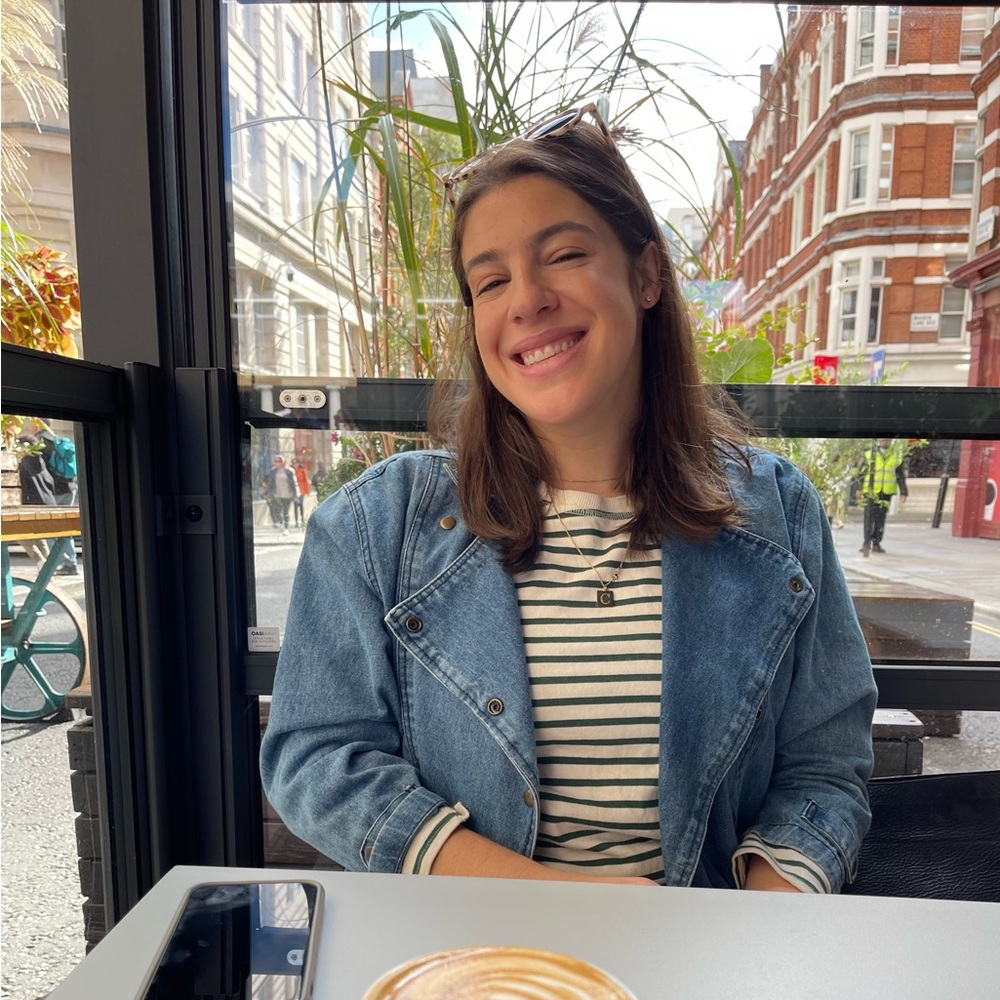 Meet your Posher, Stephanie